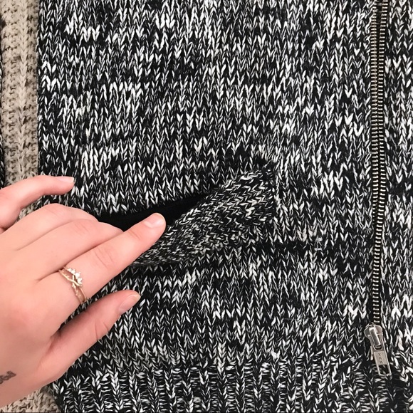 Zip Up Cardigan Sweater - Picture 2 of 3